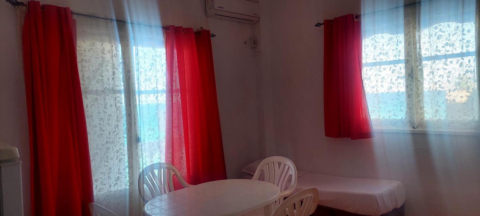 Residence Yasamine Ain El Turck 아인 엘 투르크 외부 사진